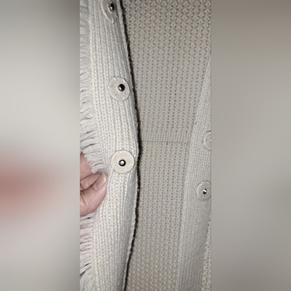 Ladies Boden Cardigan Sweater Pockets Heavy Knit Snap Front Cream Preppy 4 - Picture 7 of 11